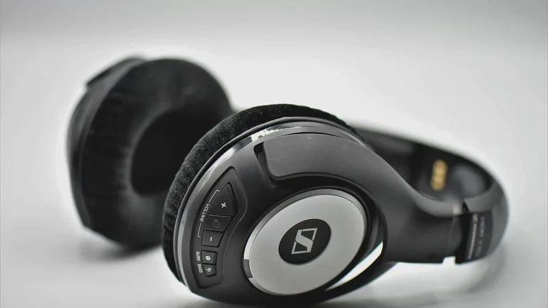 Razer Barracuda X (RZ0403800100R3M1)