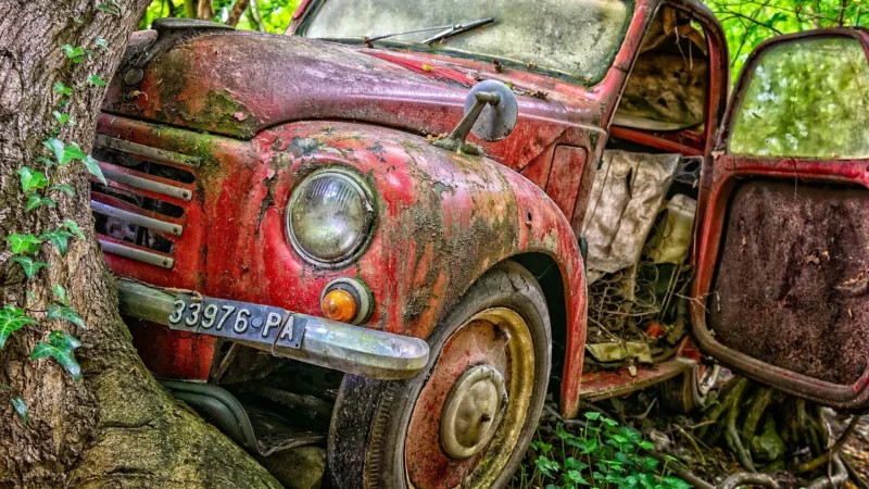 Skup aut powypadkowych cennik: od czego zależy stawka za uszkodzone auto?